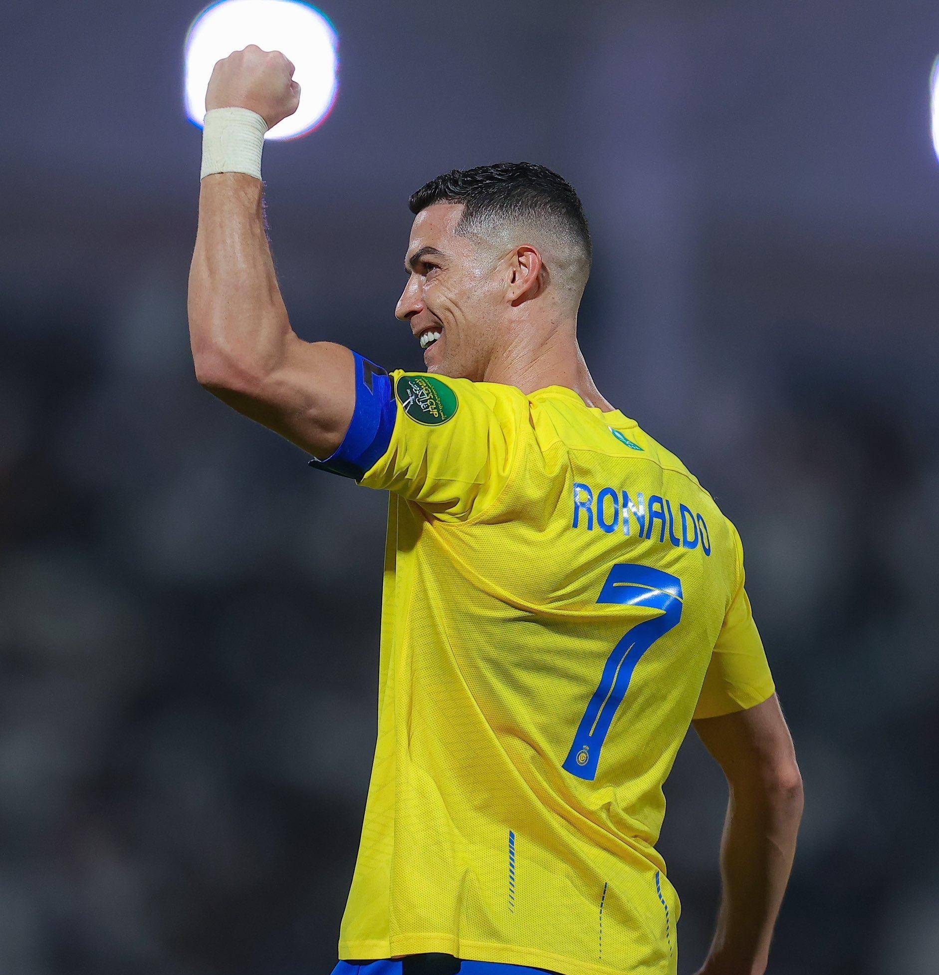 CCTV5直播！莎头打头阵 王曼昱女单！梁靖崑VS小勒布伦！世界杯中法对阵表出炉